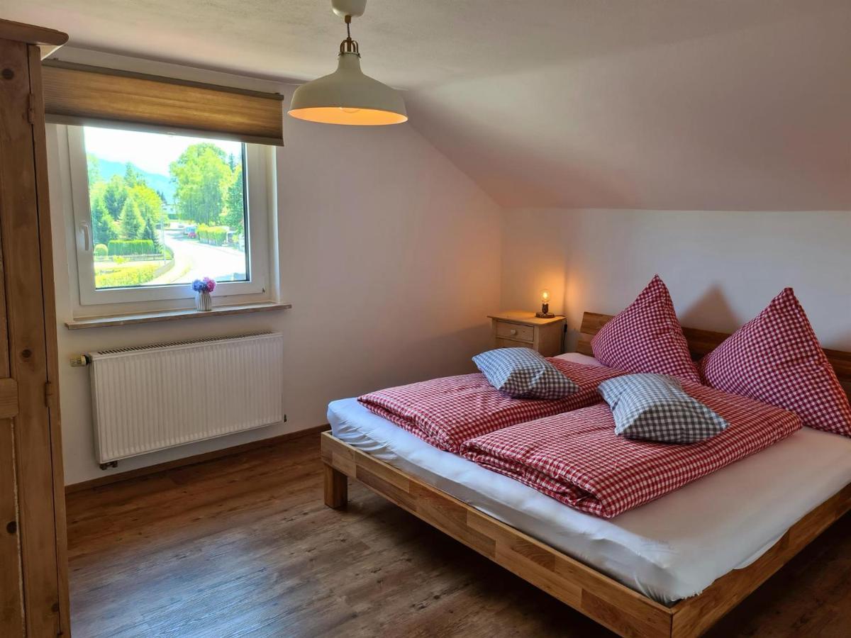Ferienwohnung Mittagssonne ブライハッハ エクステリア 写真